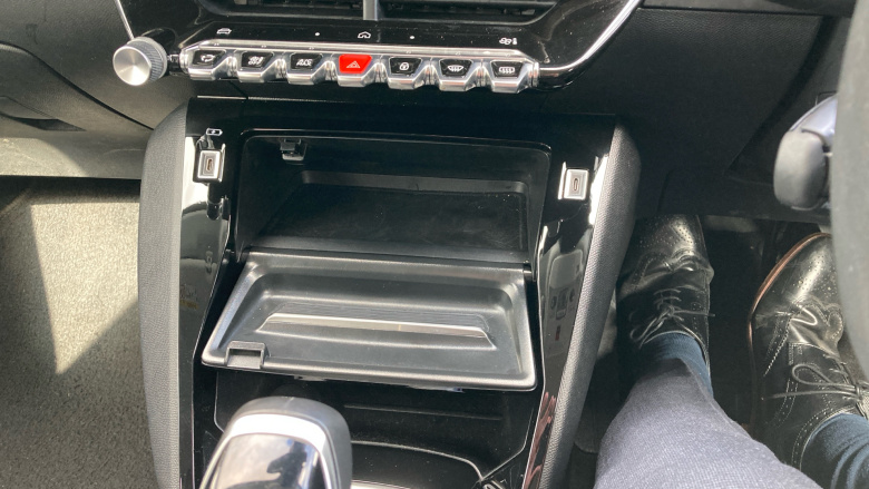 Peugeot 208 1.2 PureTech 100 Allure 5dr Petrol Hatchback